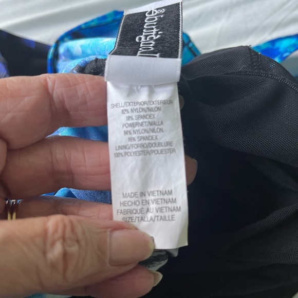 Longitude Women’s ‘Shades of Blue’ and Black One Piece Foam Cups Swimsuit Sz 10 - Picture 7 of 8